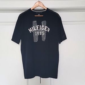 Tommy Hilfiger Men's T- Shirt